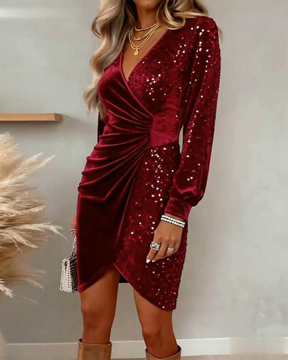 Briar™ | Shimmering V-Neck Midi Dress