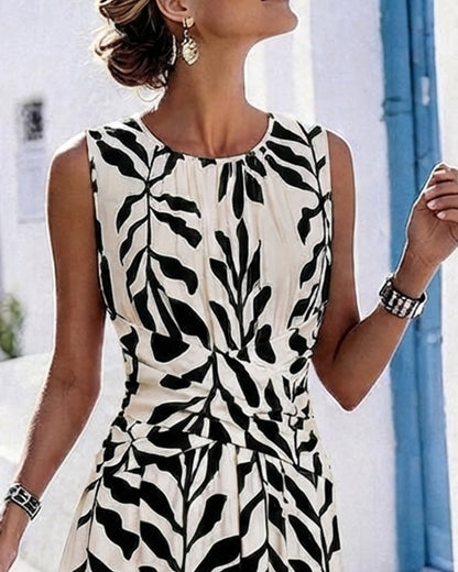 Verdana™ Green Leaf Sleeveless Maxi Dress